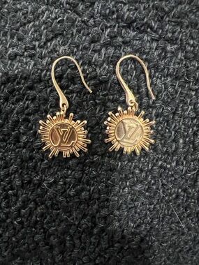 Louis Vuitton Gold Sunburst LV Drop Earrings